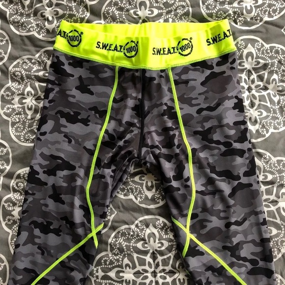 S.W.E.A.T. 1000 Compression Tights - Picture 2 of 3